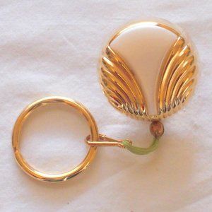 Avon Vintage Retro Gold Tone Pearlesque Key Clip Ring